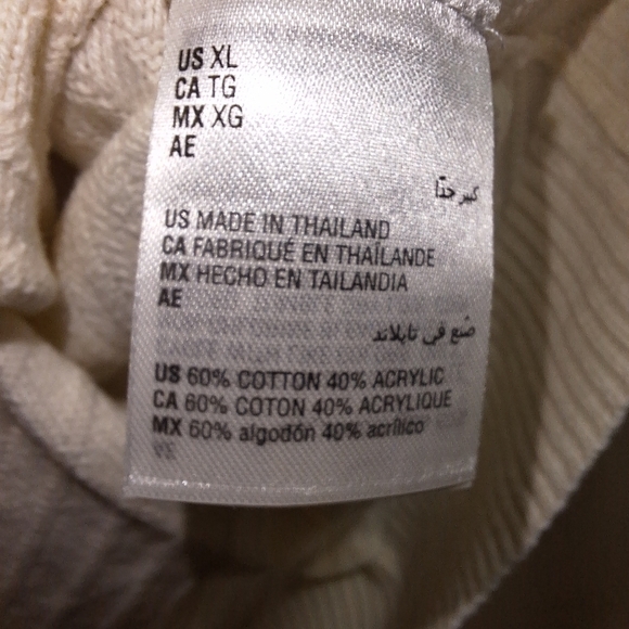 An INC International Concepts cream color turtleneck sweater in a women's XL.NWT - Picture 5 of 9